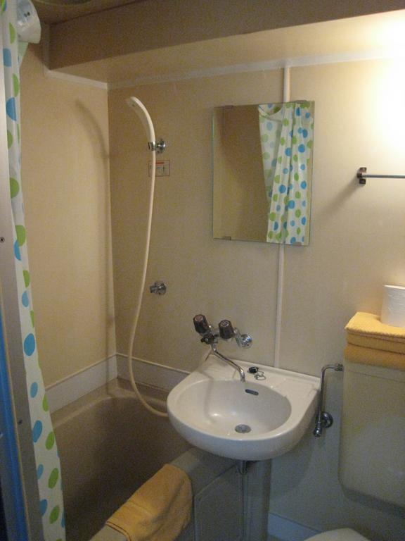 J Shinjuku Aparthotel 2*